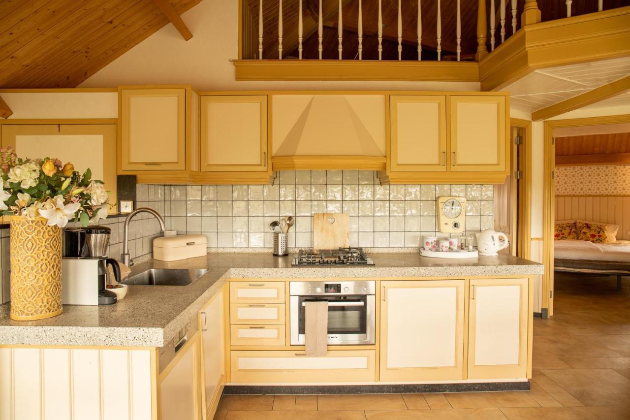 Boerenhofstede De Overhorn Weesp Ngoại thất bức ảnh